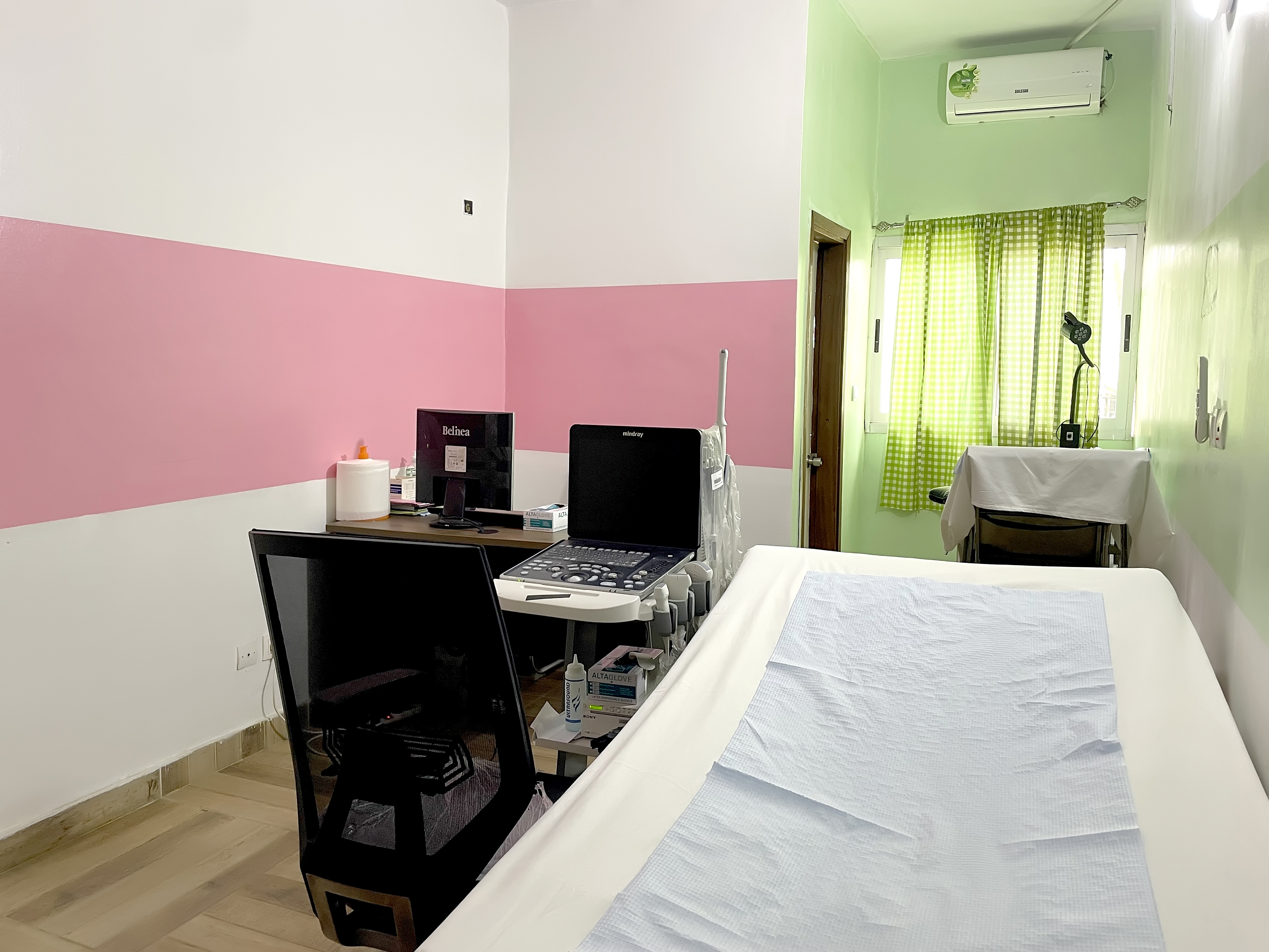 Salle d'échographie